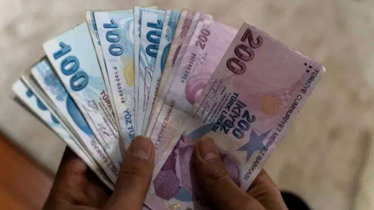 Emekli maaşlarında yeni düzenleme: Cumhurbaşkanı Erdoğan talimatı verdi, 65 yaş üstüne daha fazla zam! 6